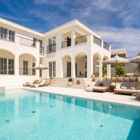 Апартаменти Modern With Private Pool *