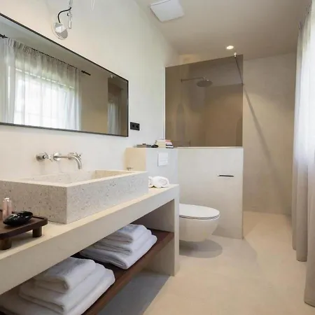 Апартаменти Modern With Private Pool