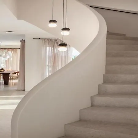 Modern With Private Pool Апартаменти Подстрана