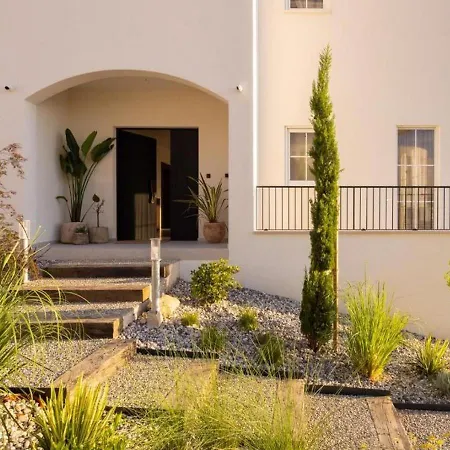 Апартаменти Modern With Private Pool